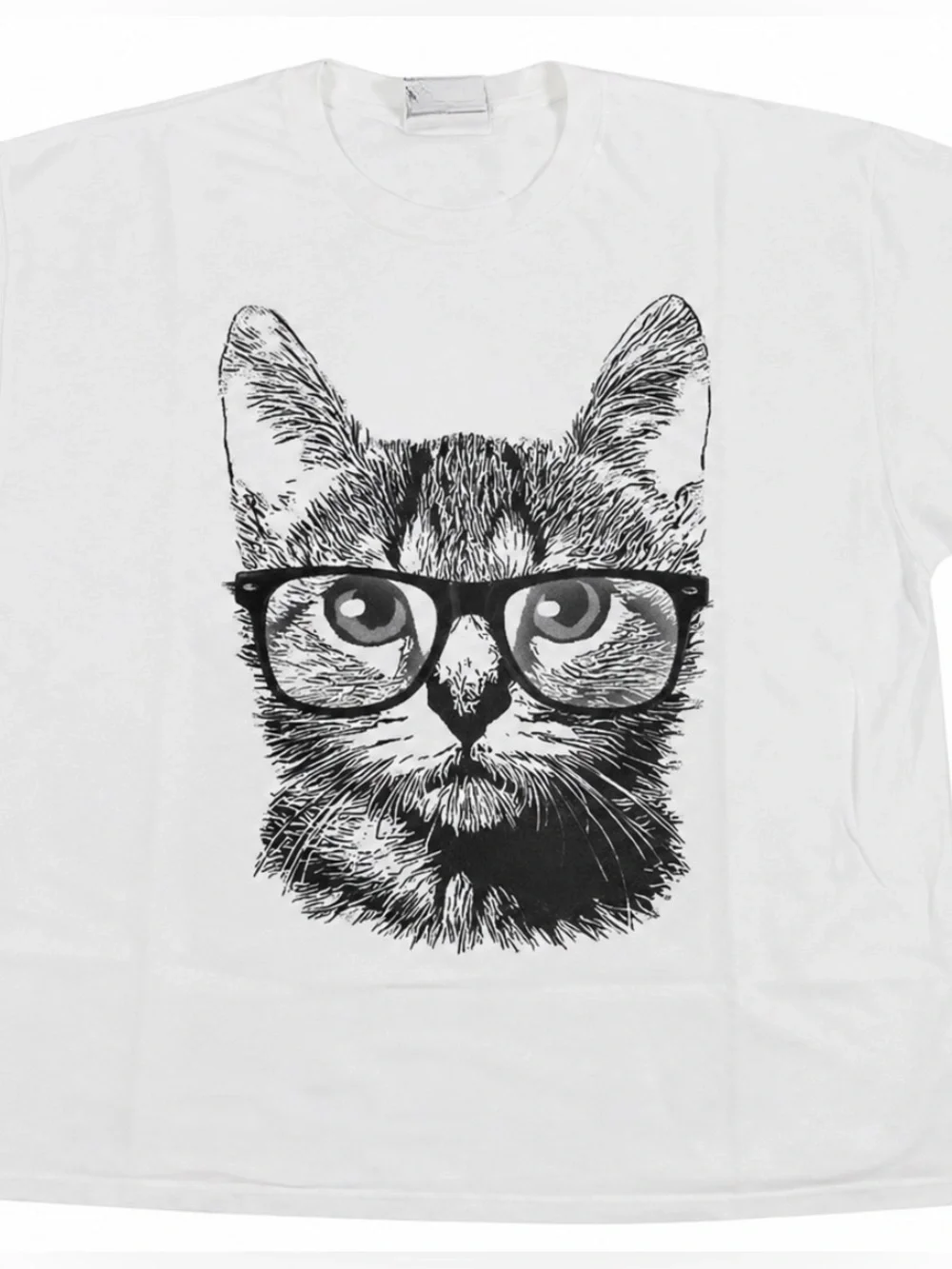 Cat Graphic Tee in White with Black Print - Stylish Pet Lover Shirt Size M